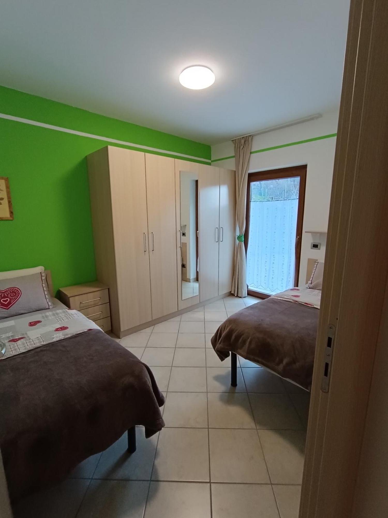 Ferienwohnung Pisolo Selvaggio Tirano Zimmer foto