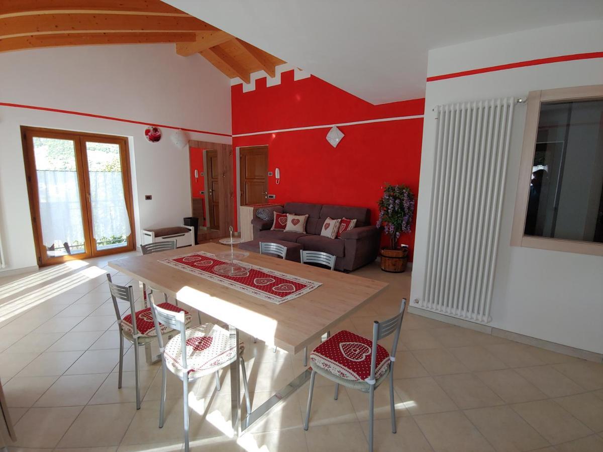 Ferienwohnung Pisolo Selvaggio Tirano Exterior foto
